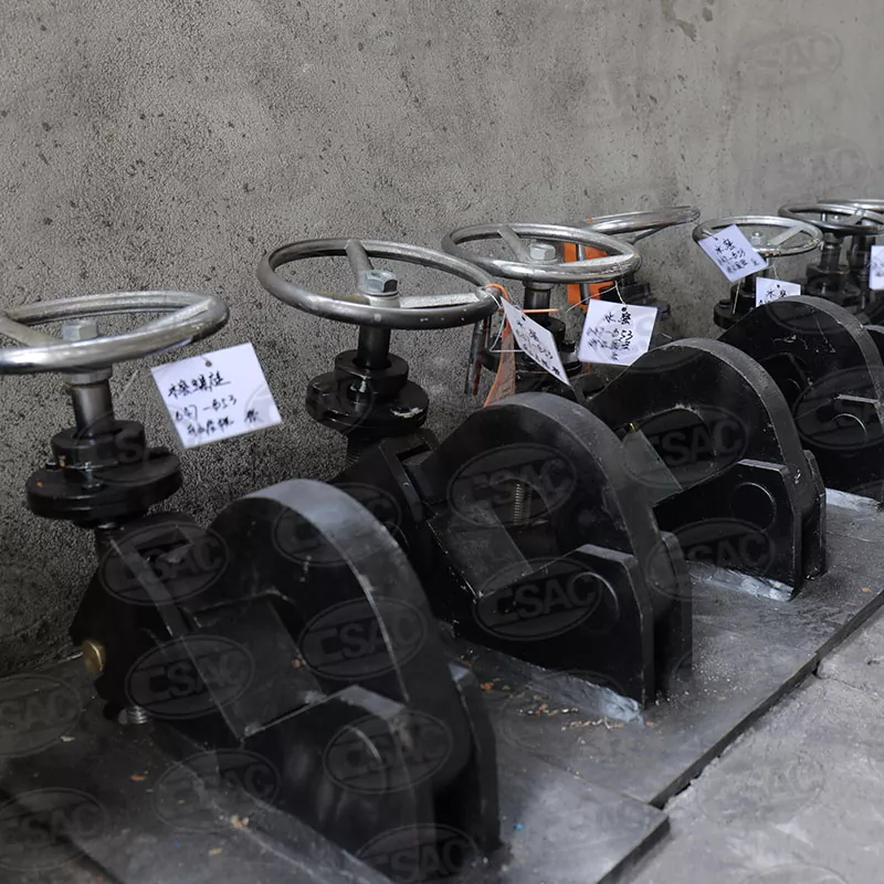 수밀 회전식 앵커 해제 장치